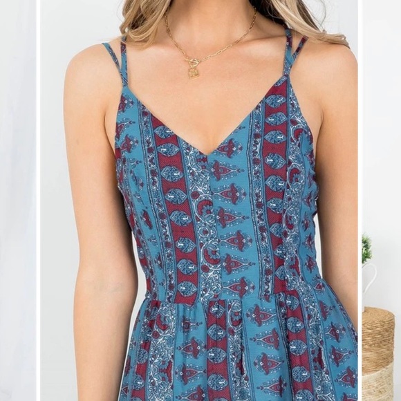 Doe and Ray Size L summer side Slit Dress - Picture 4 of 5